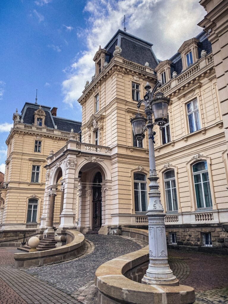 palace lviv